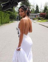 Elegant Backless Mermaid Lace V-neck Long Wedding Dresses with Appliques